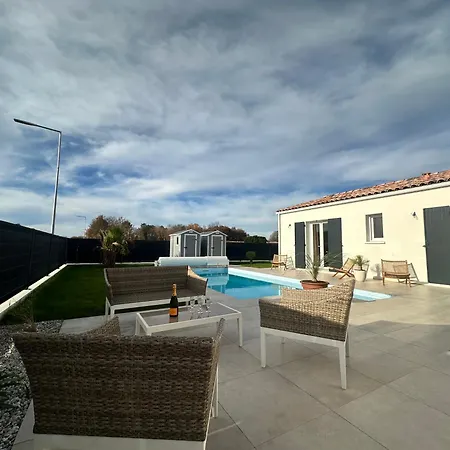 La Marine Avec Jardin, Terrasse Et Piscine Σπίτι διακοπών *