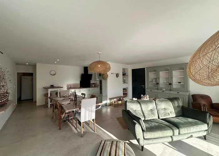 La Marine Avec Jardin, Terrasse Et Piscine Les Mathes