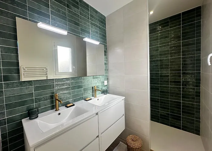 Σπίτι διακοπών La Marine Avec Jardin, Terrasse Et Piscine