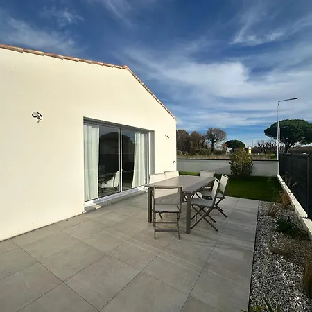 Holiday home La Marine Avec Jardin, Terrasse Et Piscine *